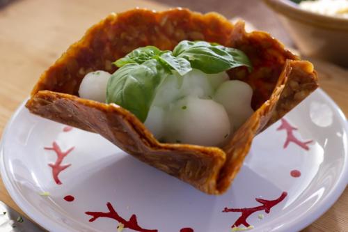 CANESTRA-DI-MANDORLE-CON-GRANITA-AL-FEMMINELLO-E-BASILICO-3